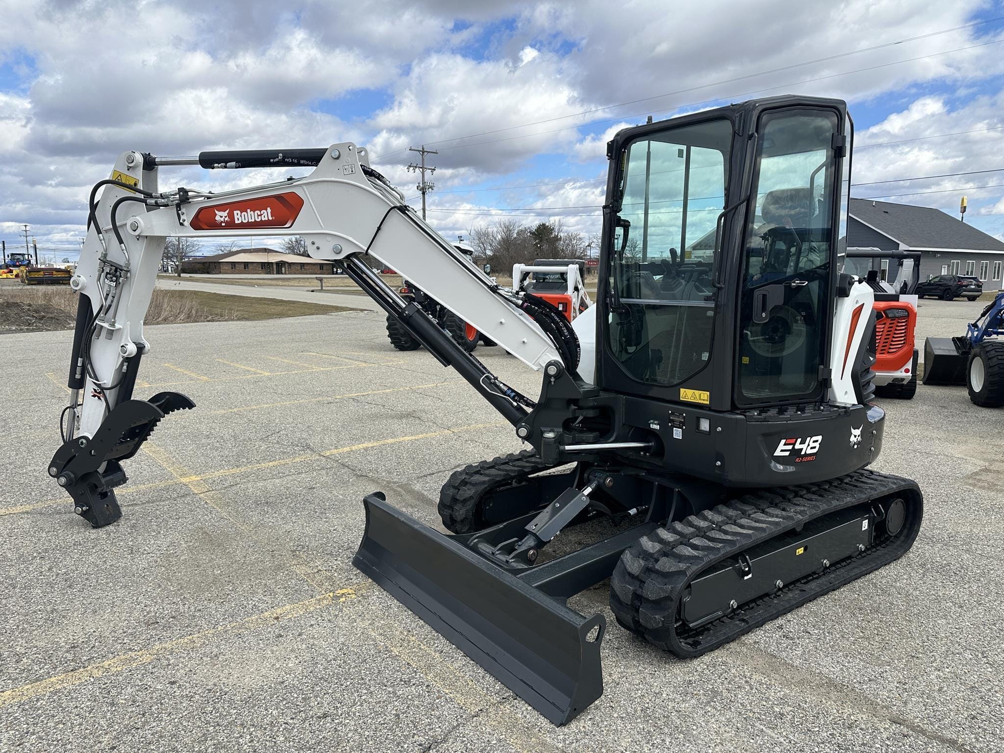 2026 Bobcat E48 Equipment Image0