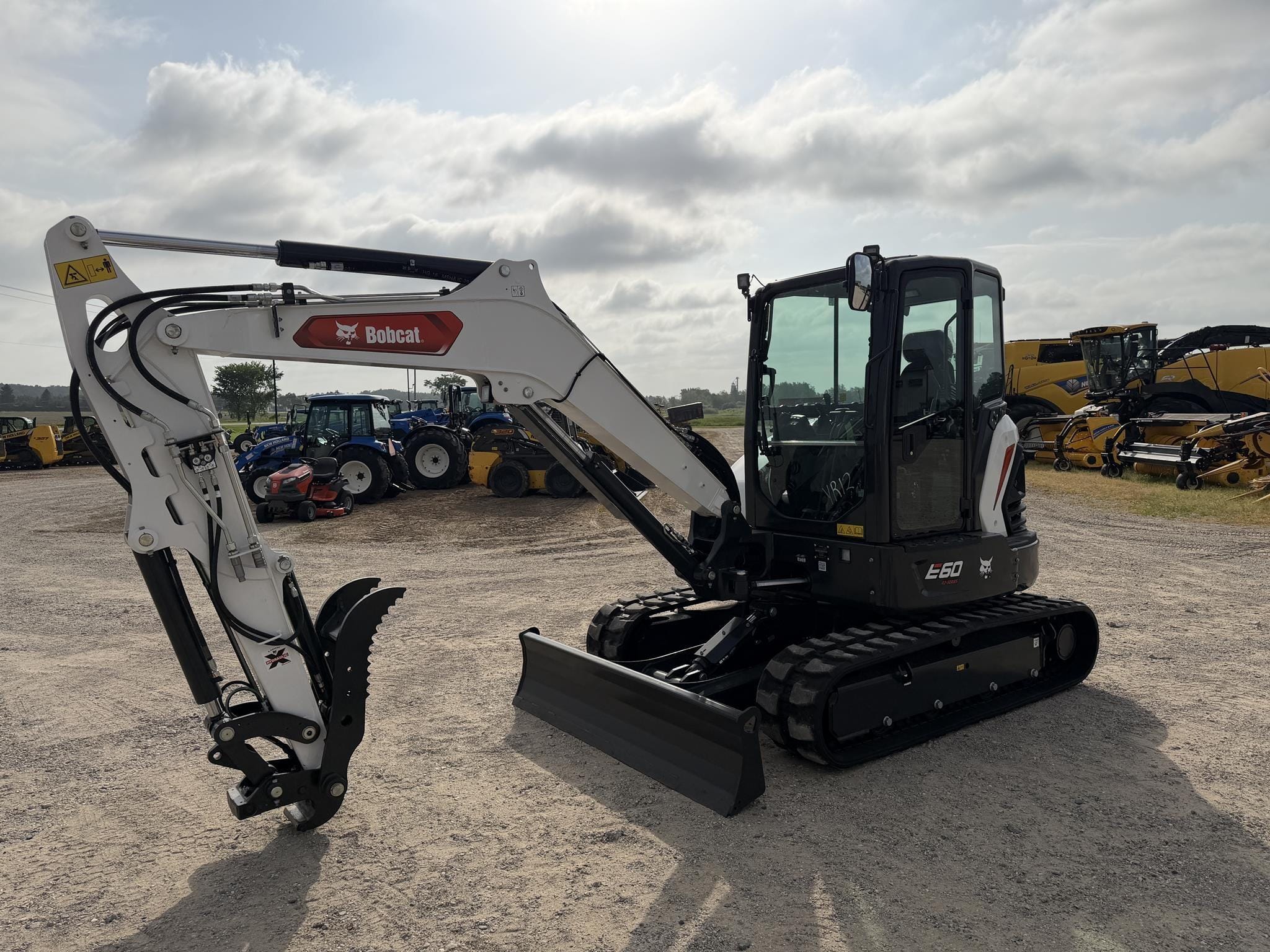 2026 Bobcat E60 Equipment Image0