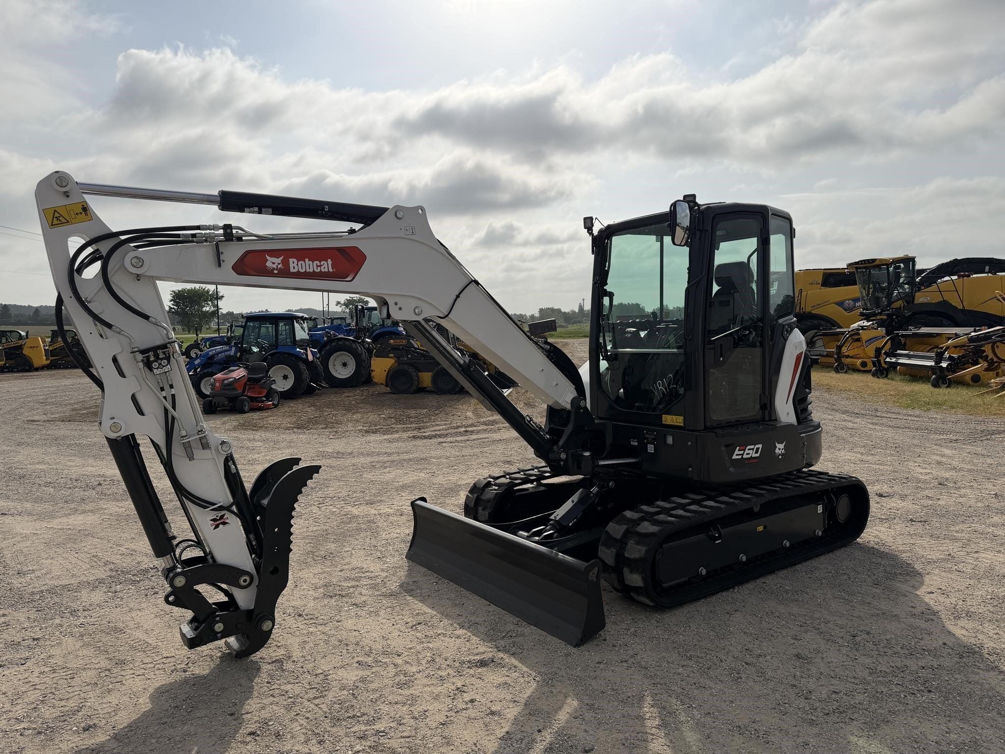 2026 Bobcat E60 Equipment Image0