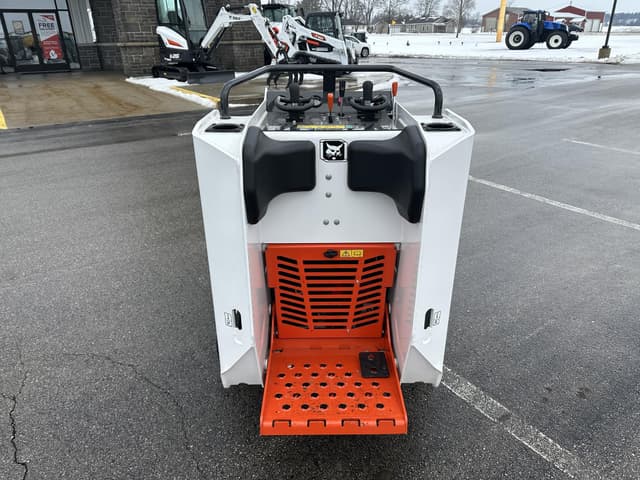 Image of Bobcat MT100 equipment image 3