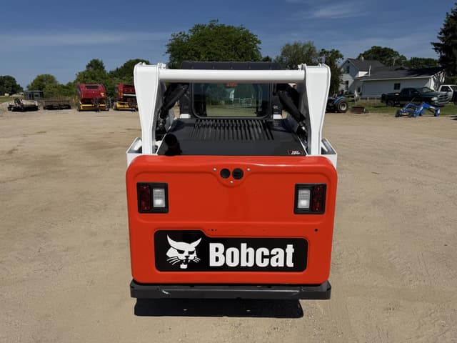 Image of Bobcat S590 equipment image 3