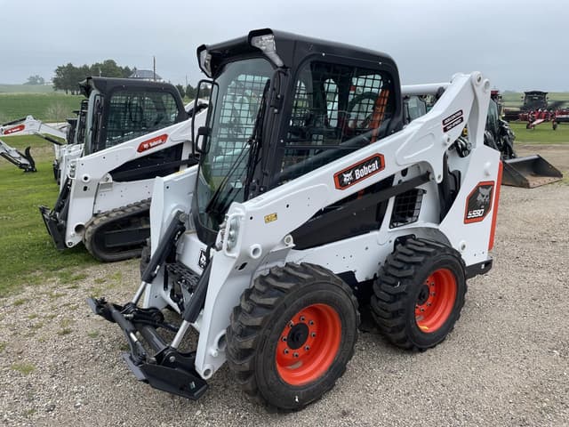 Image of Bobcat S590 equipment image 1