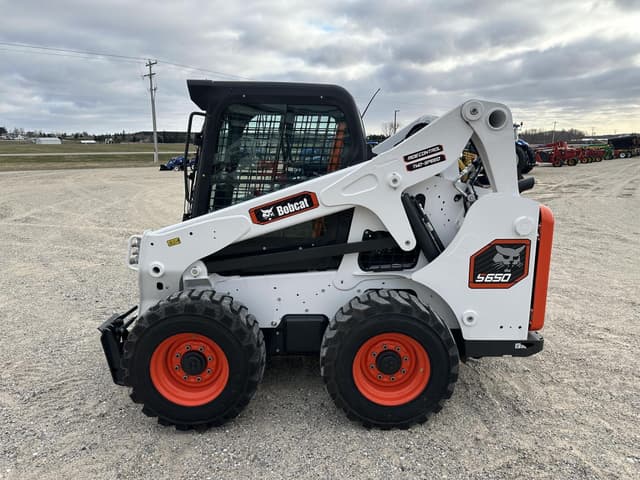 Image of Bobcat S650 equipment image 1