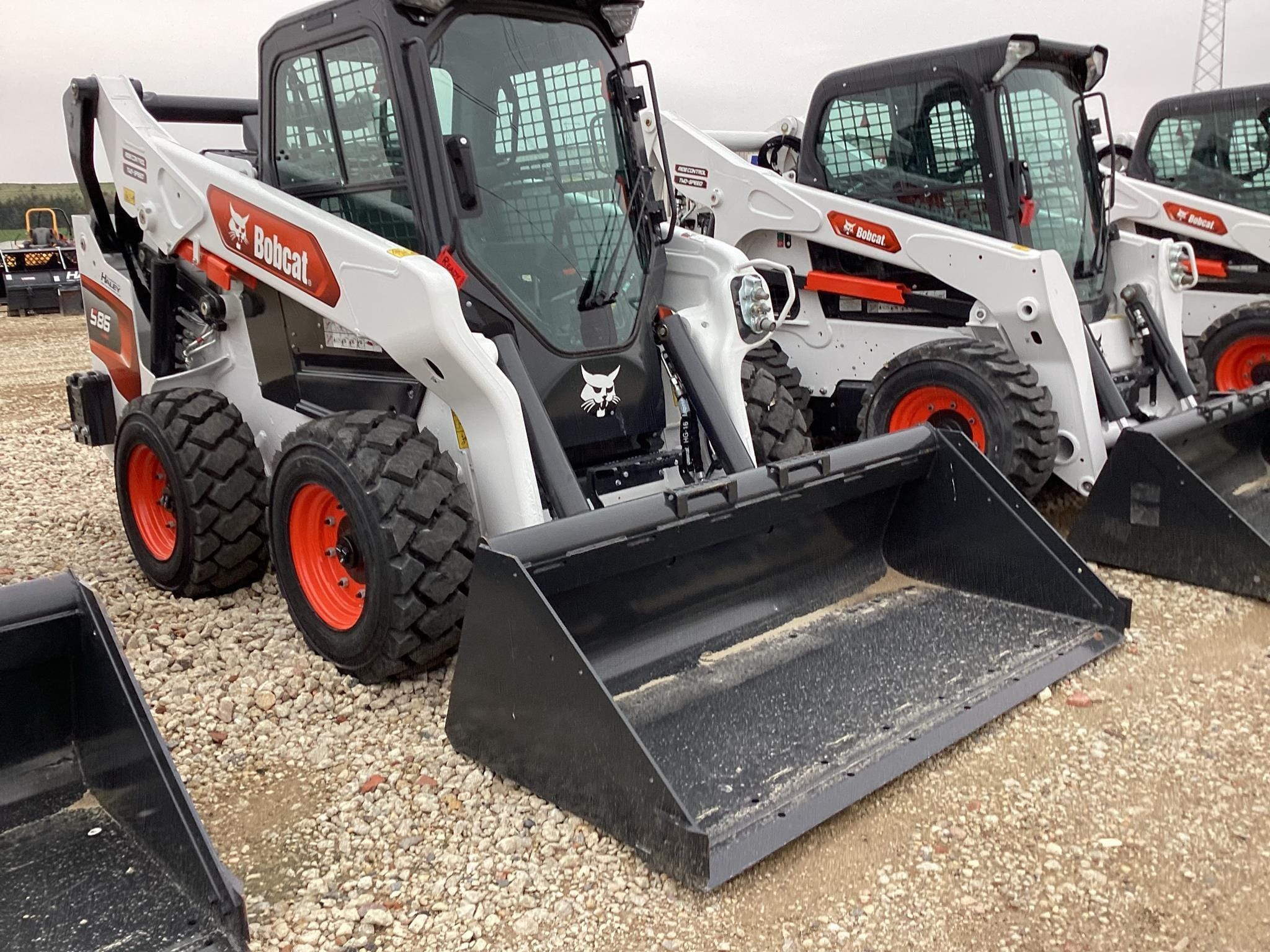 Main image Bobcat S86