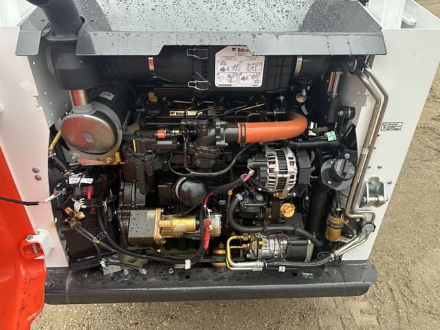 Image of Bobcat T595 equipment image 4