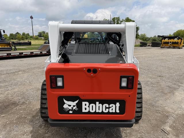 Image of Bobcat T650 equipment image 3