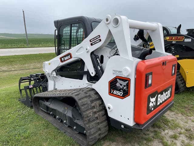 Image of Bobcat T650 equipment image 2
