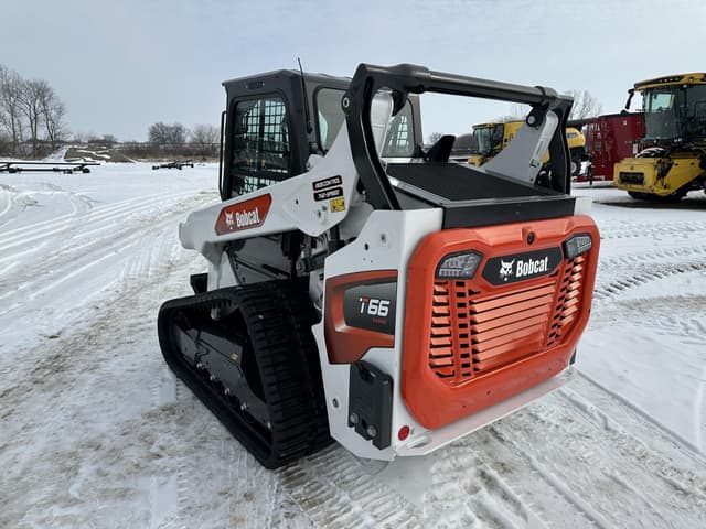 Image of Bobcat T66 equipment image 2