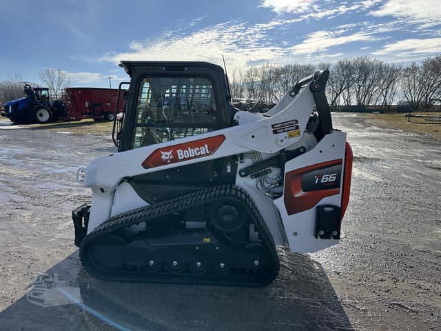 Image of Bobcat T66 equipment image 1