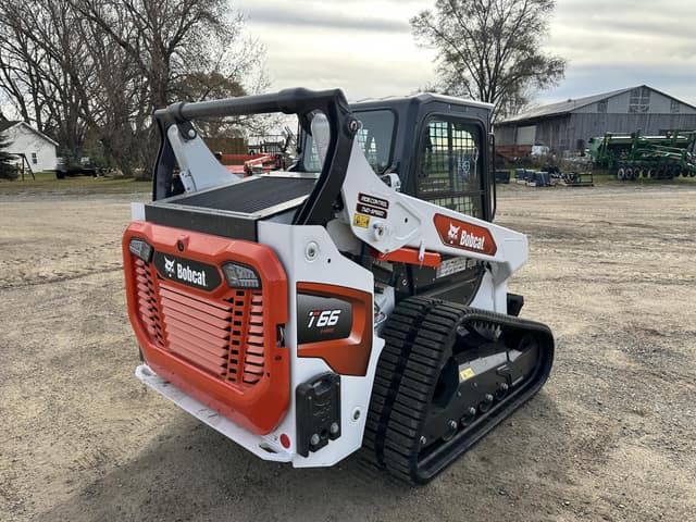 Image of Bobcat T66 equipment image 2
