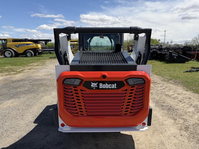 Image of Bobcat T66 equipment image 3