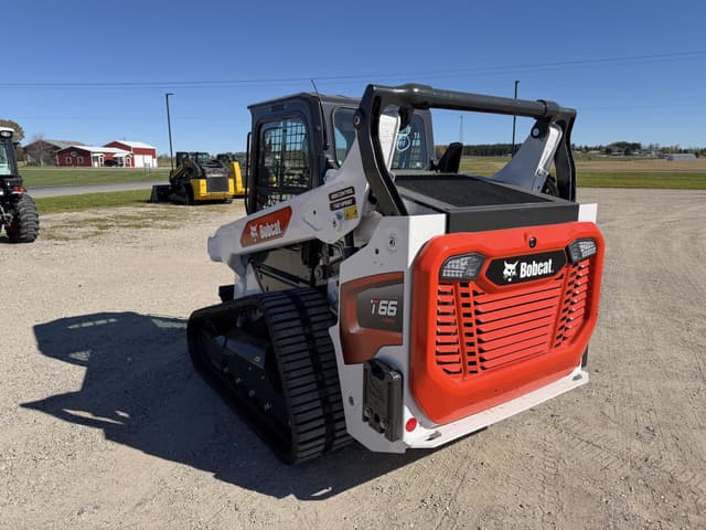 Image of Bobcat T66 equipment image 2