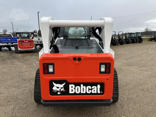 Image of Bobcat T740 equipment image 3