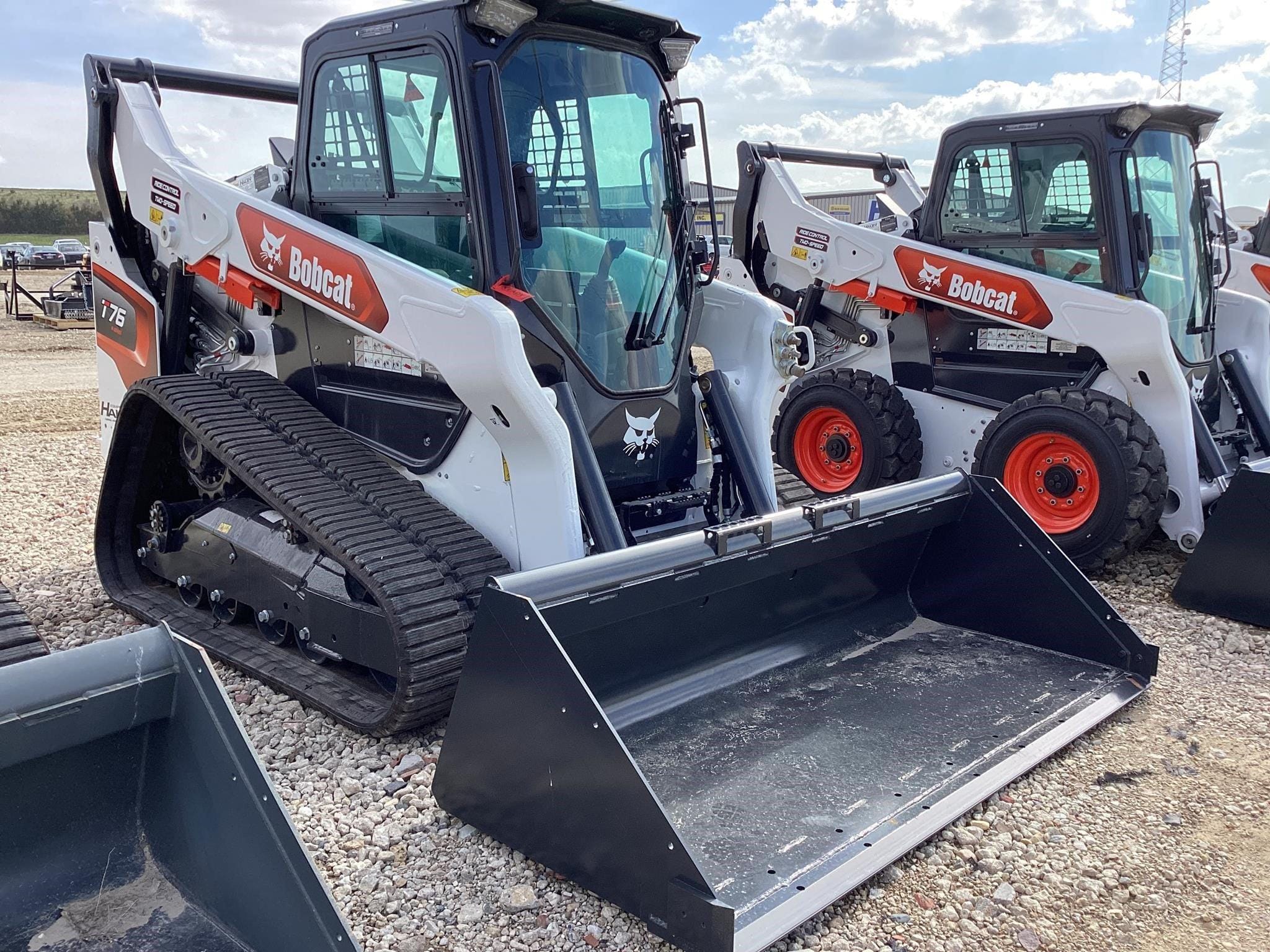 2026 Bobcat T76 Equipment Image0