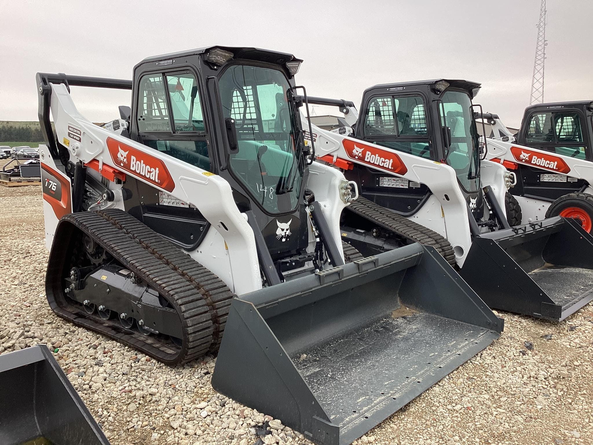 2026 Bobcat T76 Equipment Image0