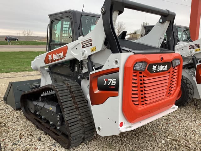 Image of Bobcat T76 equipment image 2