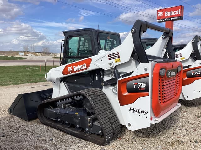 Image of Bobcat T76 equipment image 3