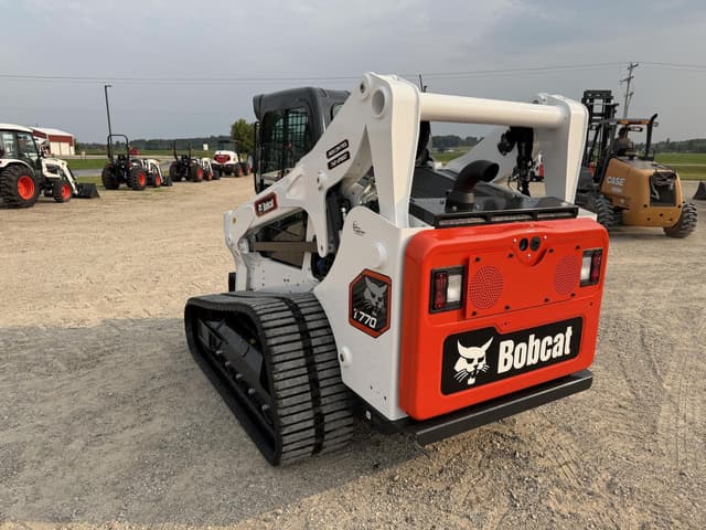 Image of Bobcat T770 equipment image 2