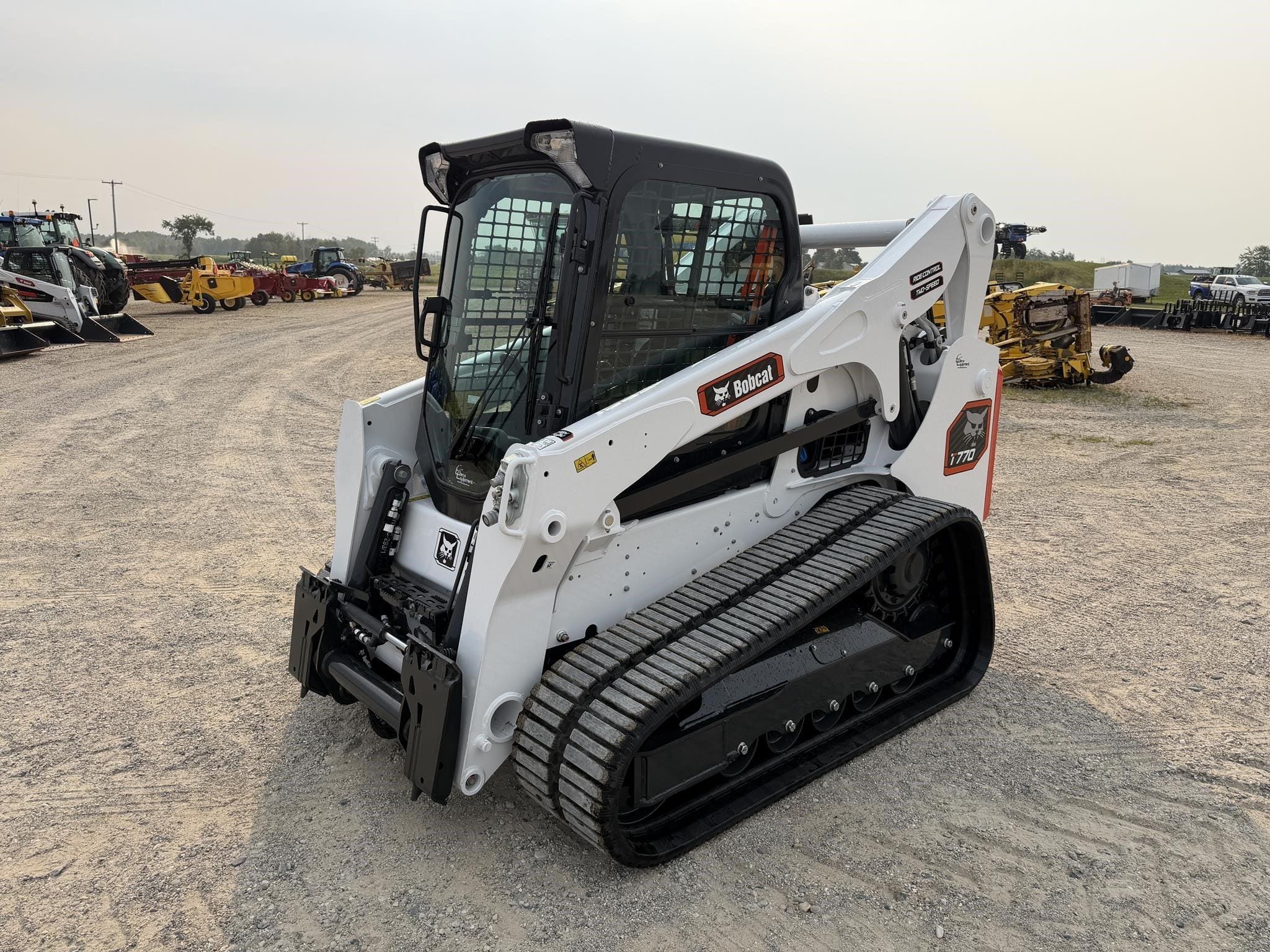2026 Bobcat T770 Equipment Image0