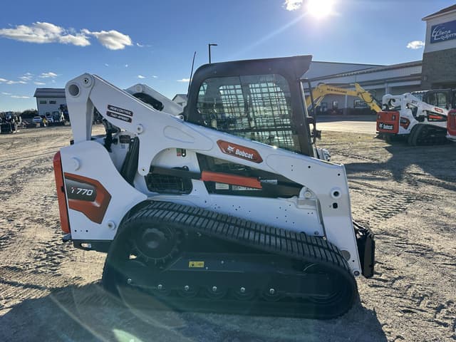 Image of Bobcat T770 equipment image 1