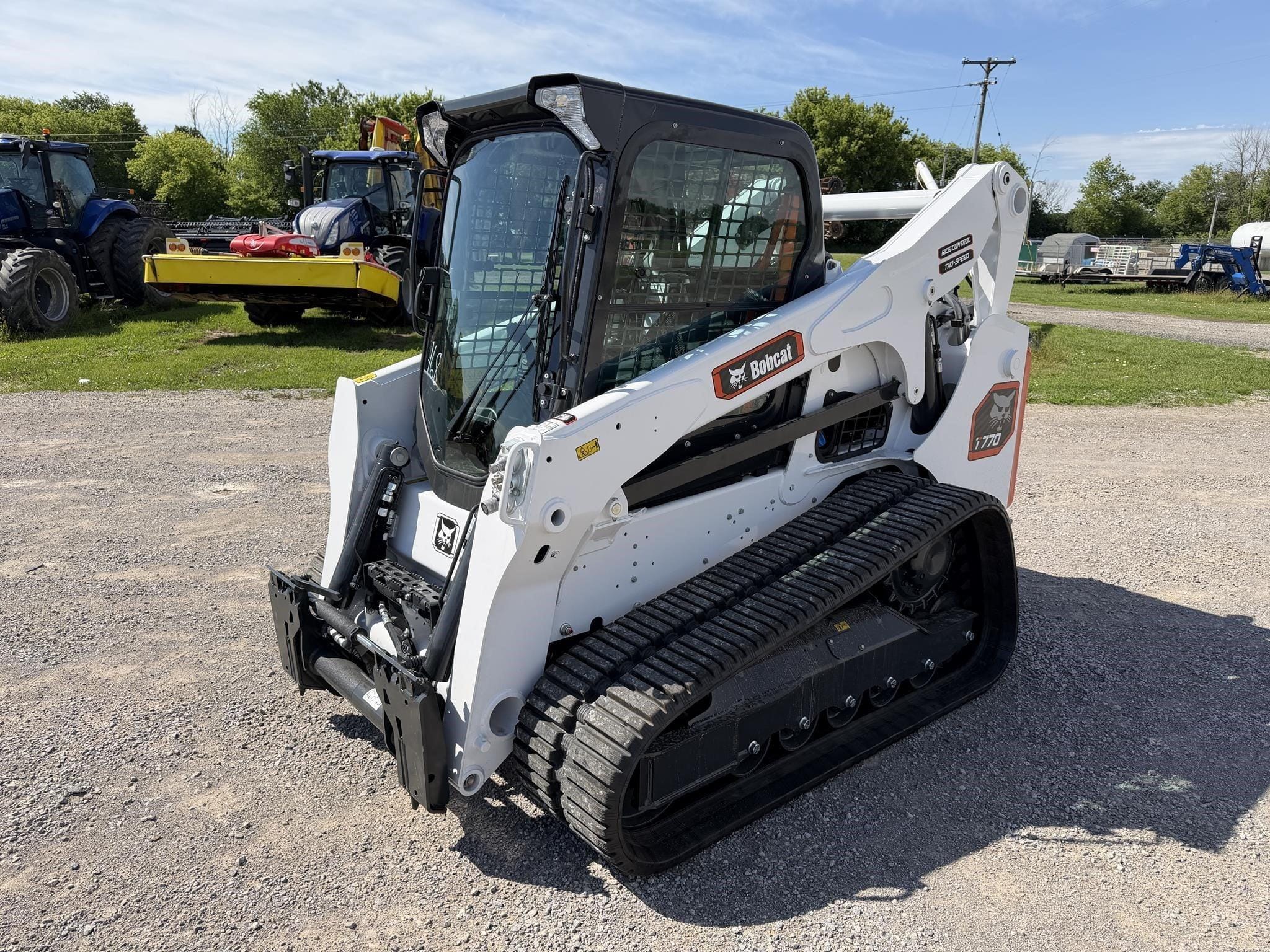 2026 Bobcat T770 Equipment Image0