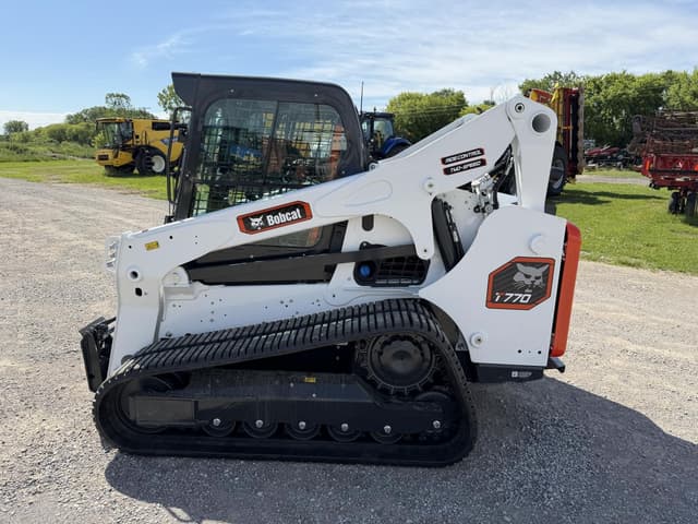 Image of Bobcat T770 equipment image 1