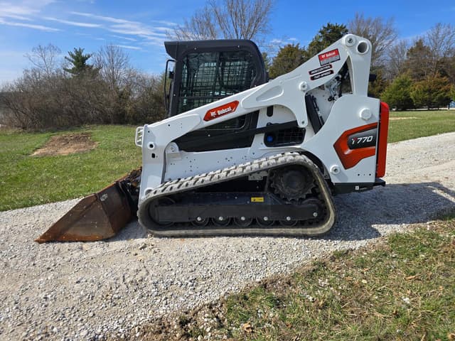 Image of Bobcat T770 equipment image 4