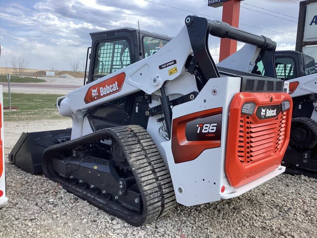 Image of Bobcat T86 equipment image 3