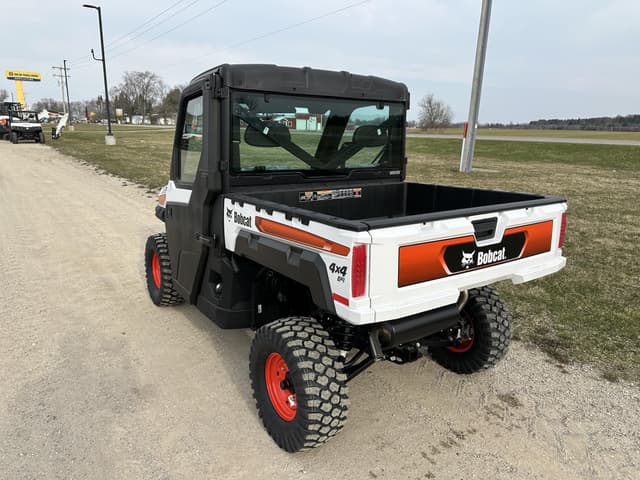 Image of Bobcat UV34 equipment image 2