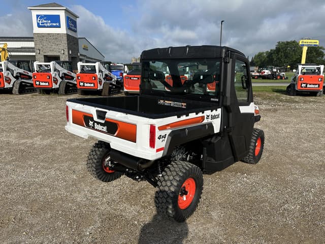 Image of Bobcat UV34 equipment image 4