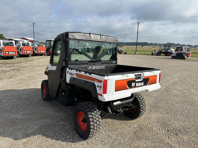 Image of Bobcat UV34 equipment image 2