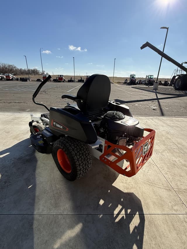 Image of Bobcat ZT2000 equipment image 4