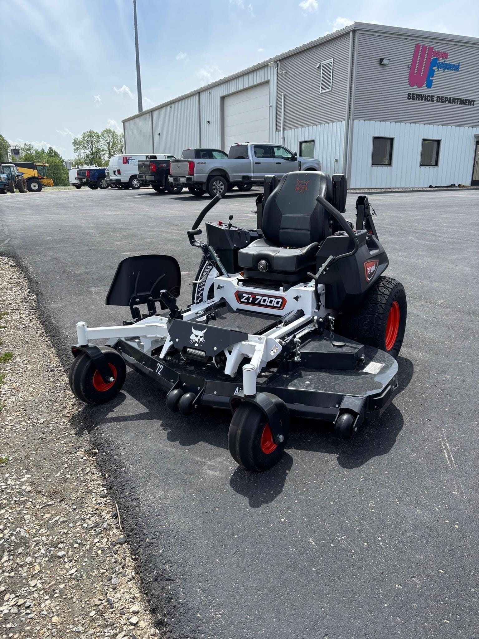 2026 Bobcat ZT7000 Equipment Image0