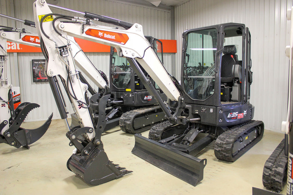 2026 Bobcat E35 Equipment Image0