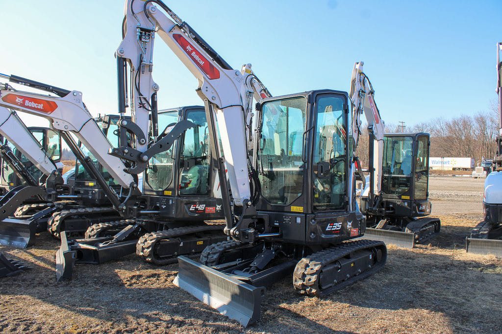 2026 Bobcat E35 Equipment Image0