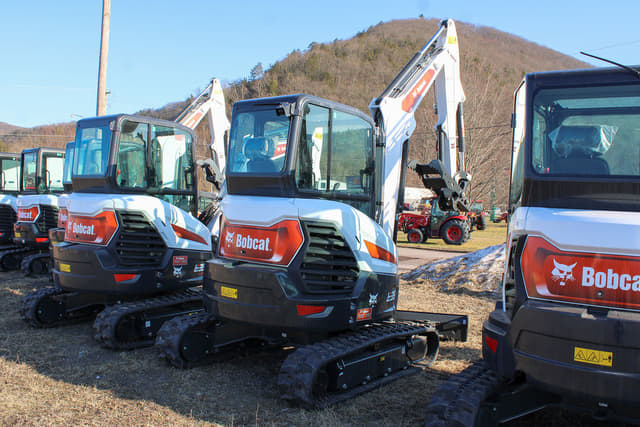 Image of Bobcat E35 equipment image 4