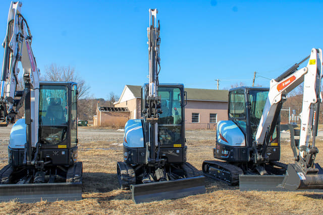Image of Bobcat E35 equipment image 1