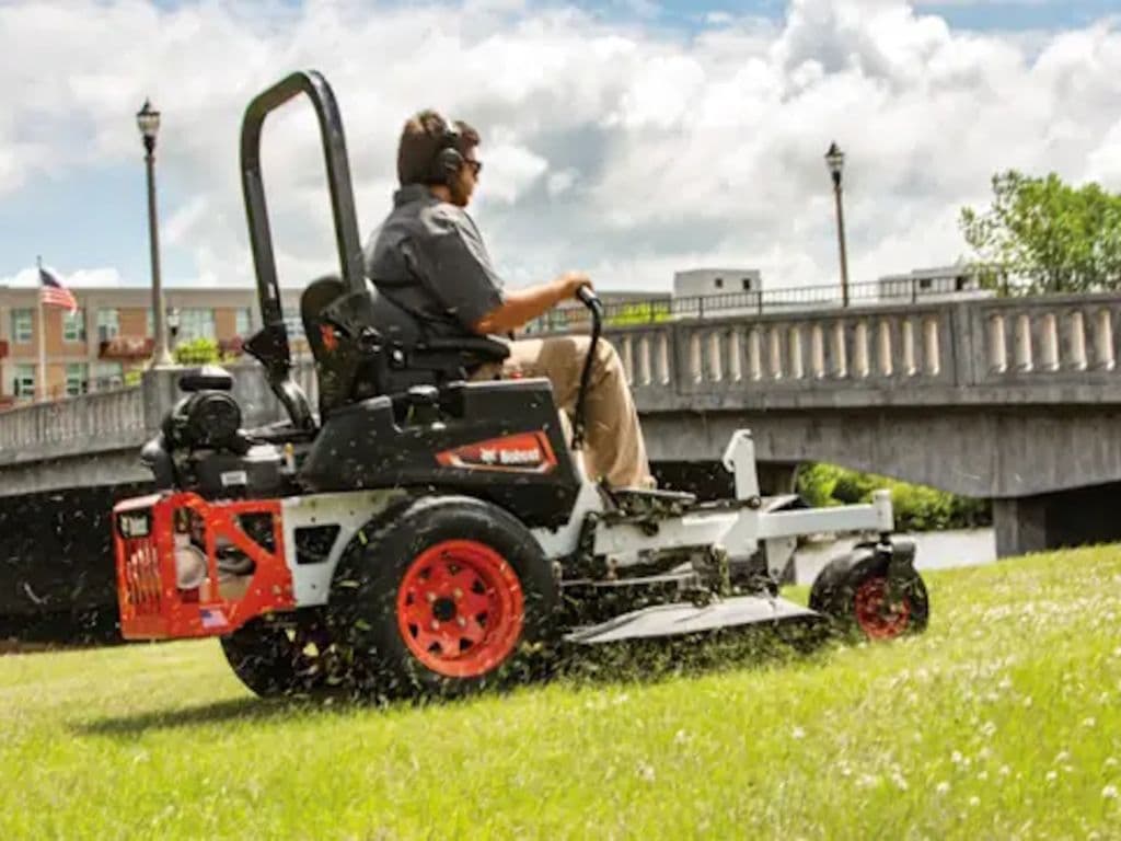 Image of Bobcat ZT3500 Image 1