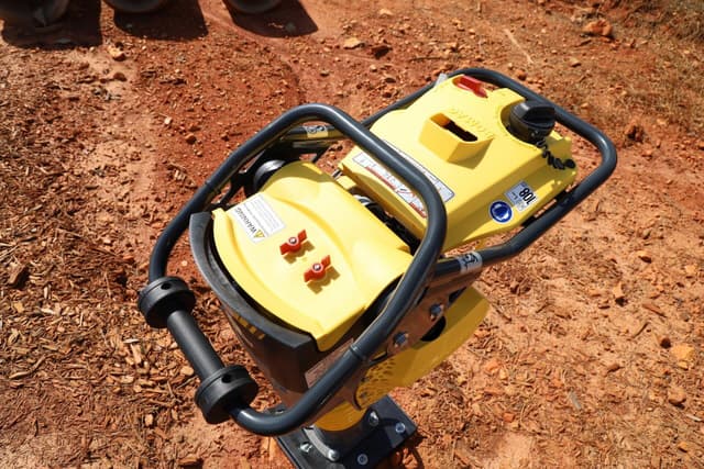 Image of Bomag BT50 equipment image 1