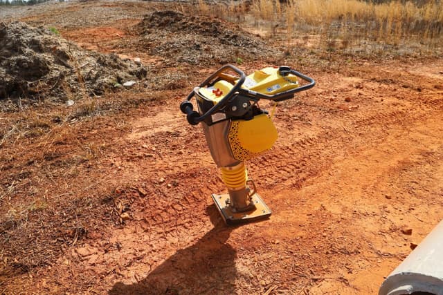 Image of Bomag BT50 equipment image 4