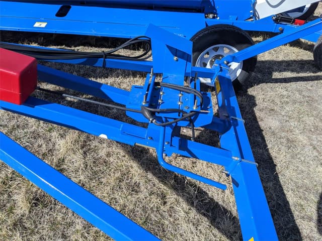 Image of Brandt 837 equipment image 1