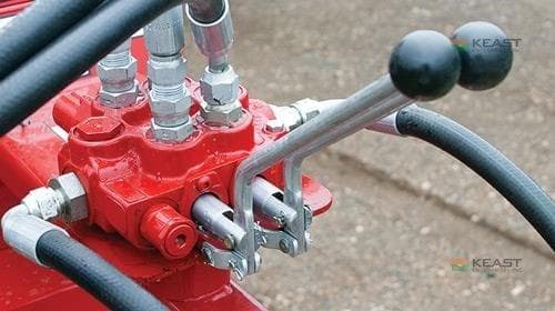 Image of Buhler Farm King 1395 equipment image 1