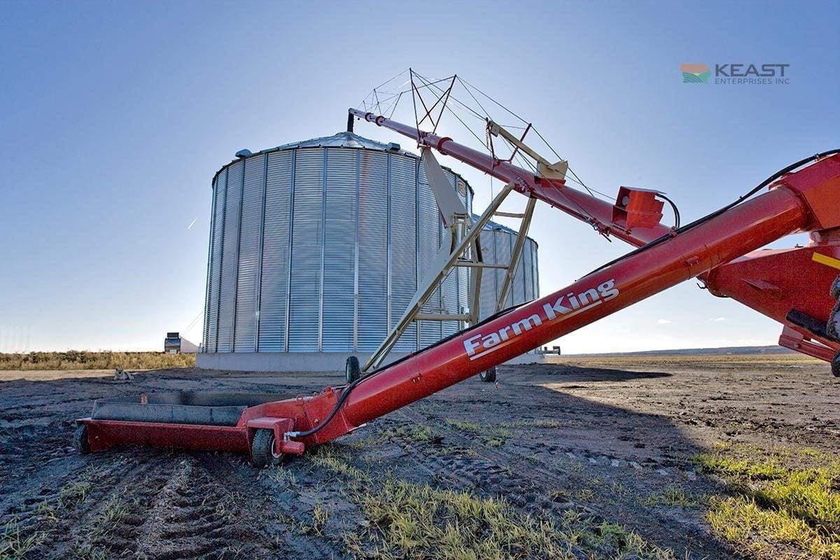 2026 Buhler Farm King 1395 Equipment Image0