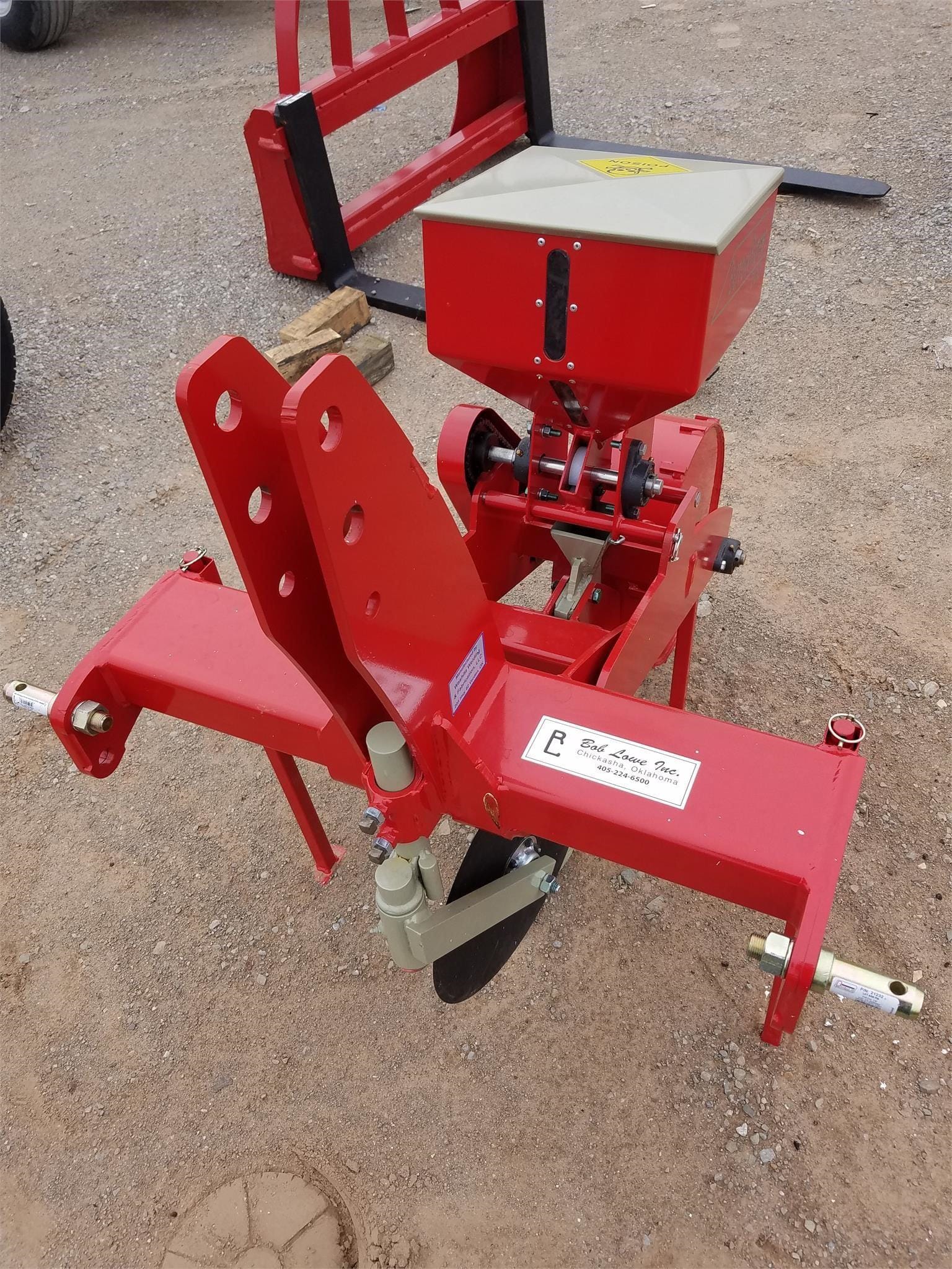 2026 Burrow Runner 200 Equipment Image0