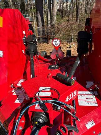 Image of Bush Hog 4115 equipment image 1