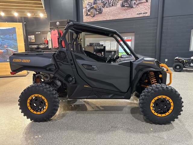 Image of Can-Am Commander 1000R XT-P equipment image 1
