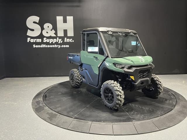 Image of Can-Am Defender DPS HD10 equipment image 1
