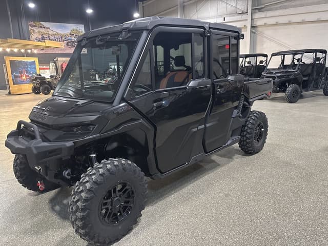 Image of Can-Am Defender HD11 Lonestar equipment image 4