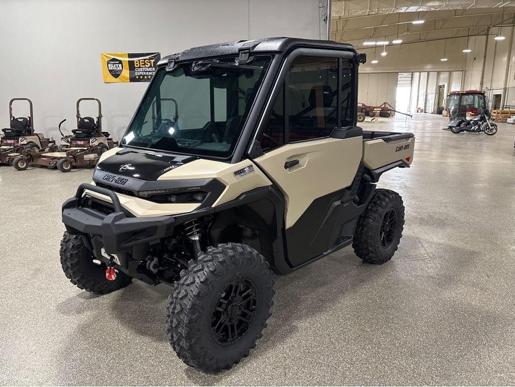 Image of Can-Am Defender Limited HD11 Primary image