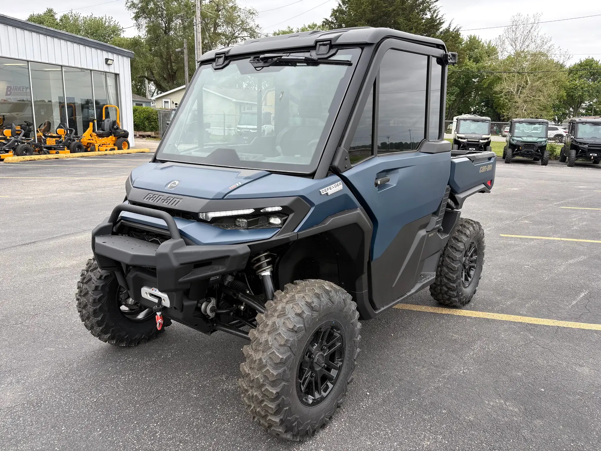 Main image Can-Am Defender Limited HD11